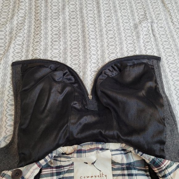 Community hooded wool vest.  Size S. - Picture 8 of 15